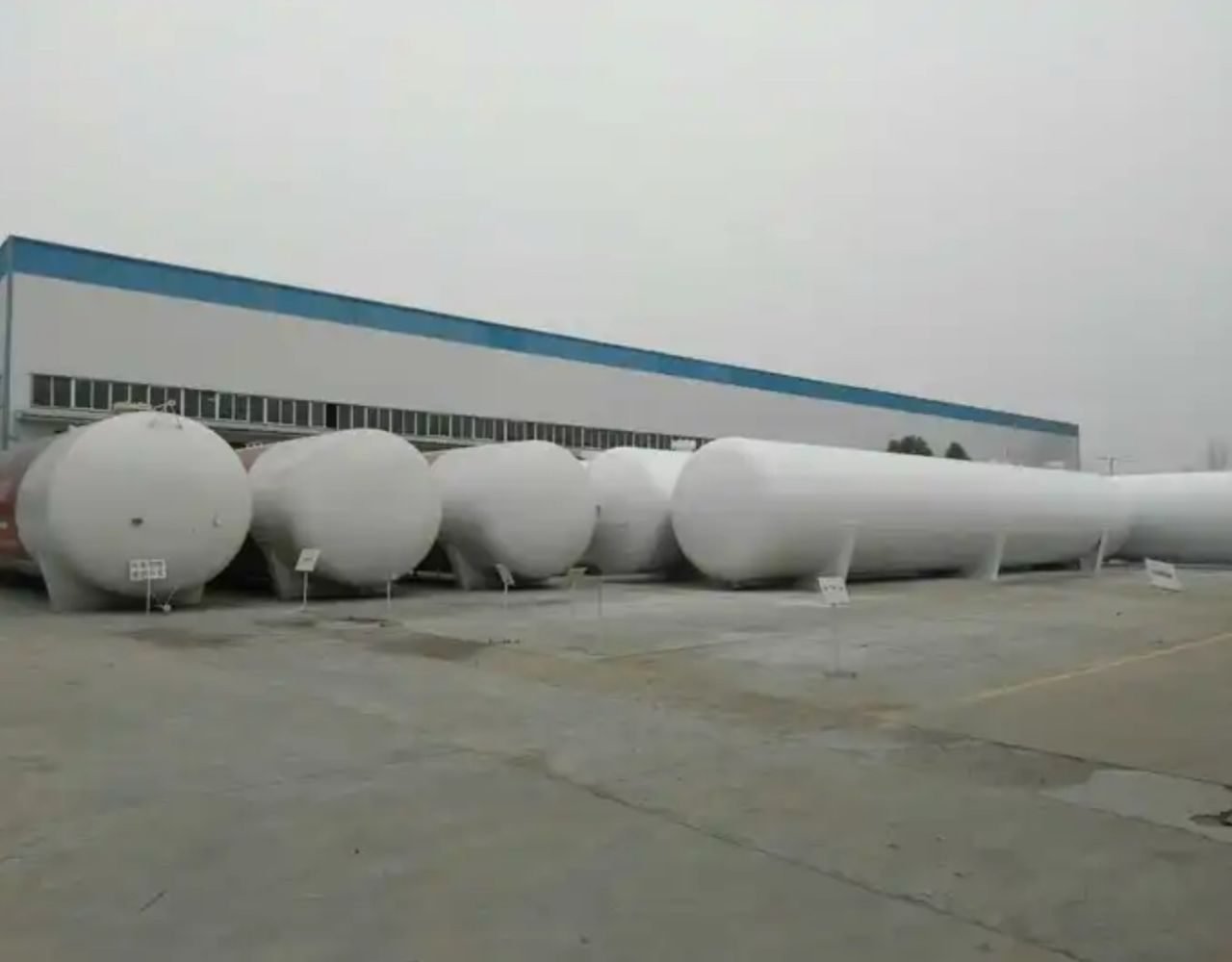 10000 Gallon Under And Above Ground Propane Tank - Image 2