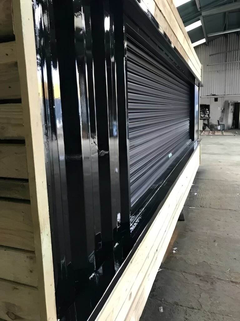 20ft x 8ft Cladded Food/Drink Outlet shipping container - Image 4
