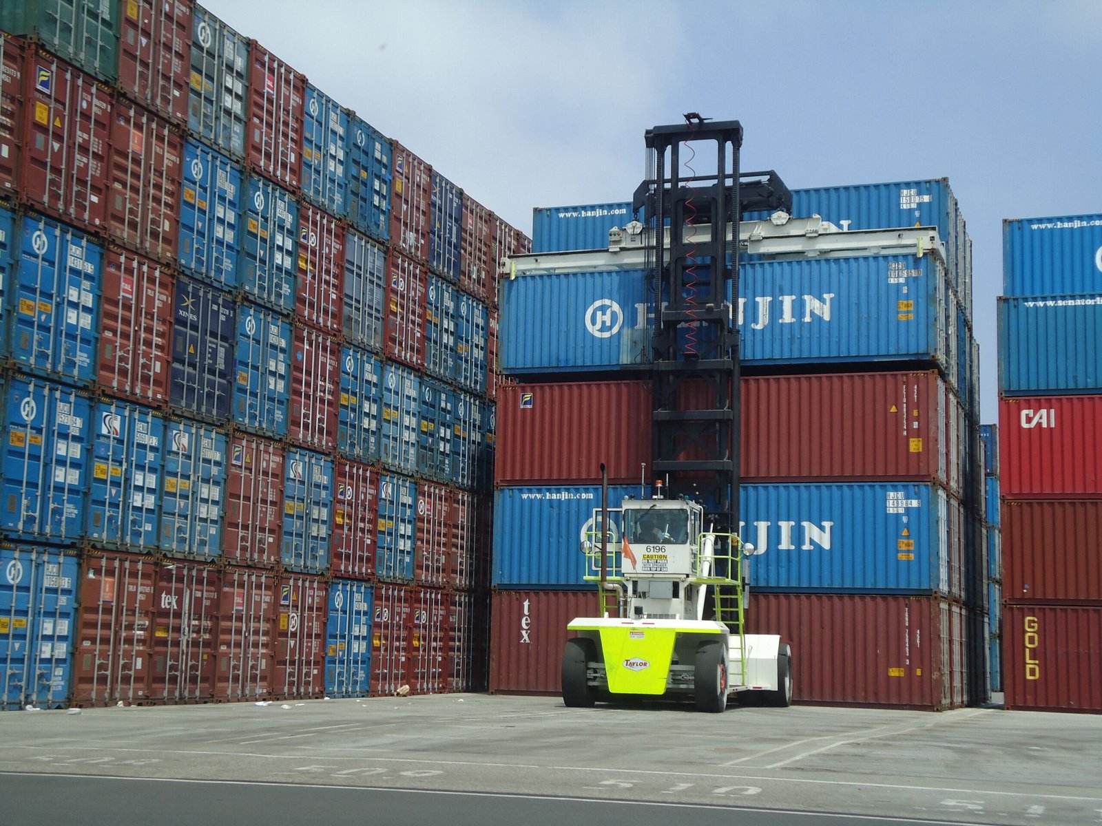 Shipping container terminal representing Australia-wide container supply