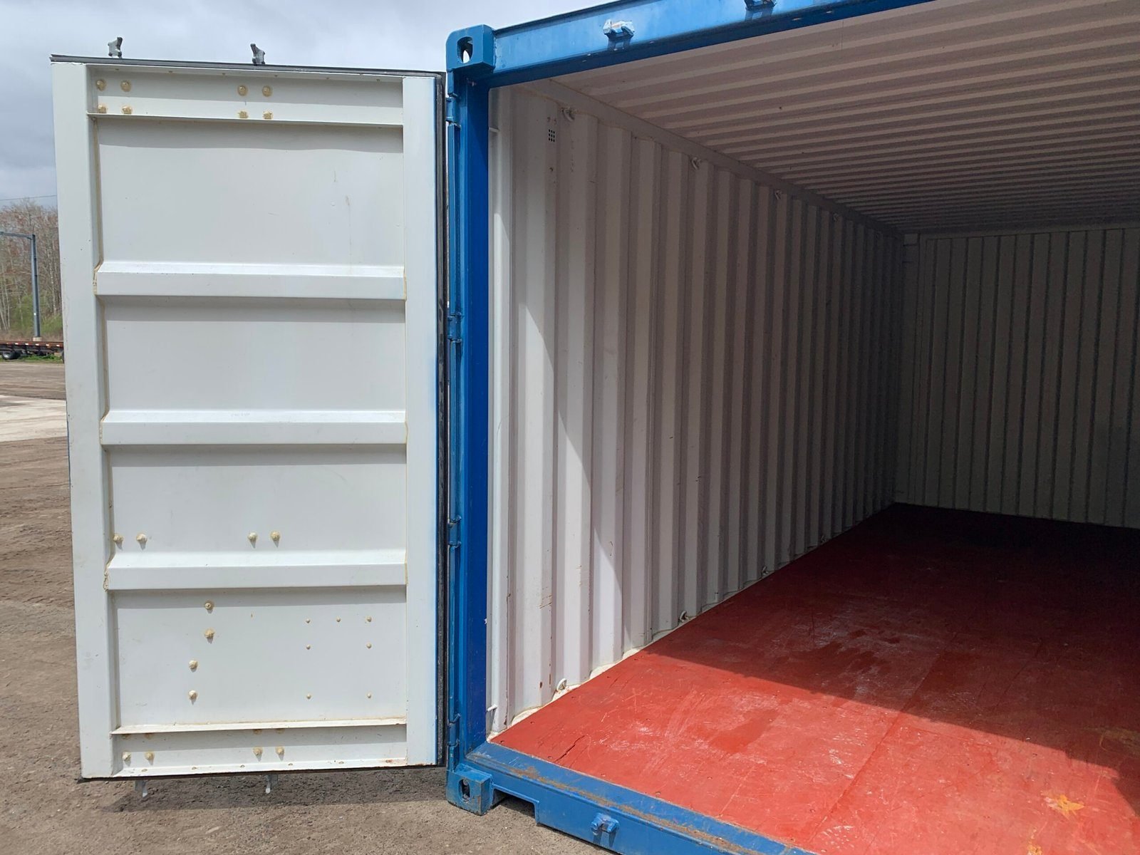 Used 20ft x 8ft Blue Shipping / Storage Container As Is - Image 3