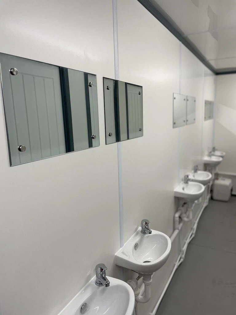 20ft x 8ft Shipping Container Toilet Block - Reading - Image 10