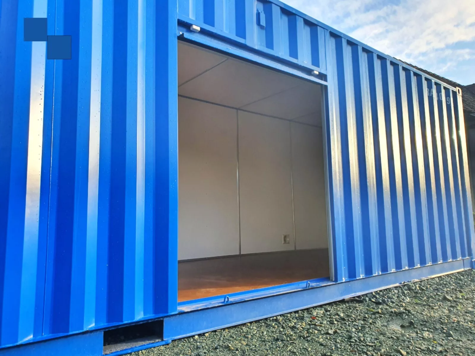 40ft Containers as Self Storage Rooms - Insulated - Ply Lined - Premium - Image 7
